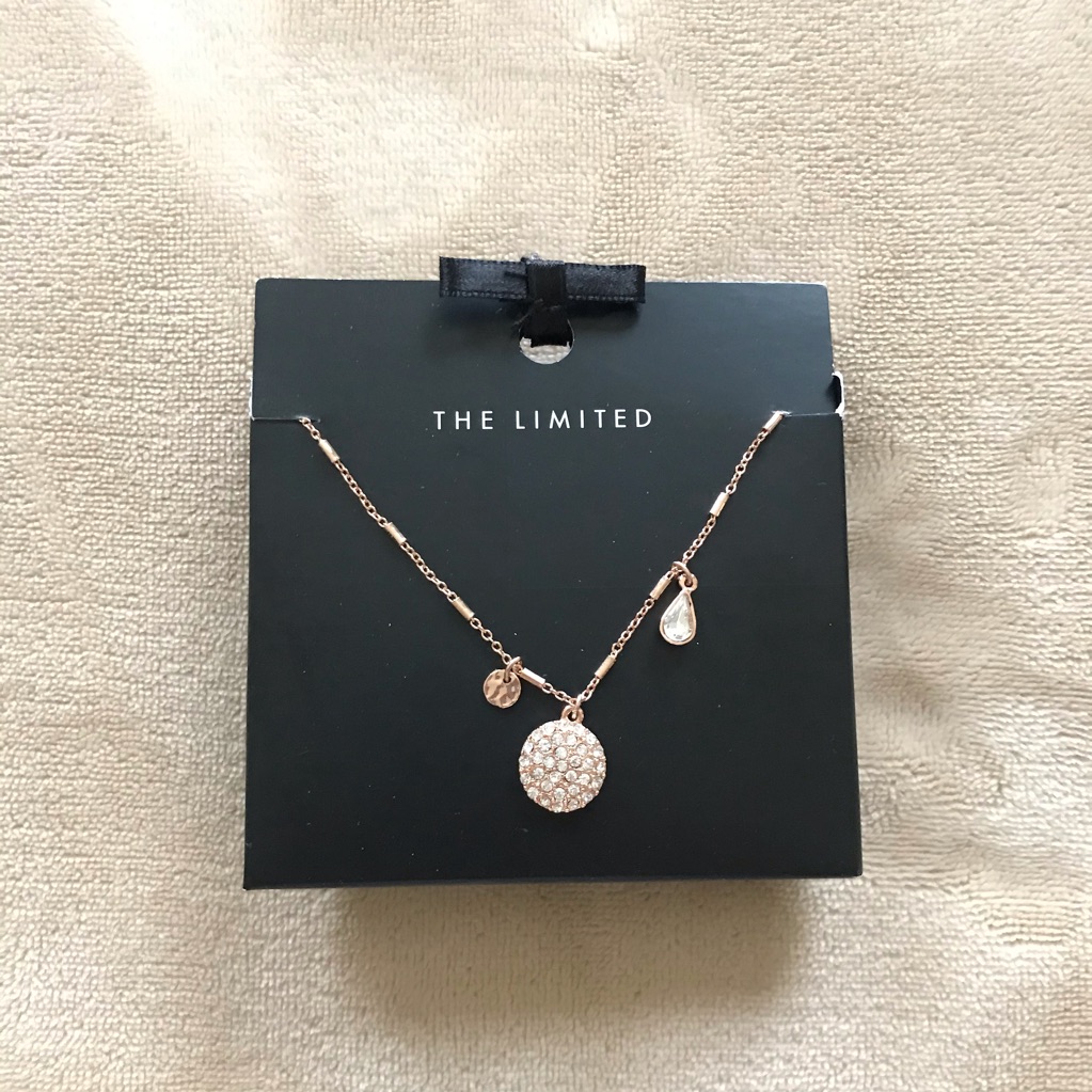 The Limited Necklace 22$
